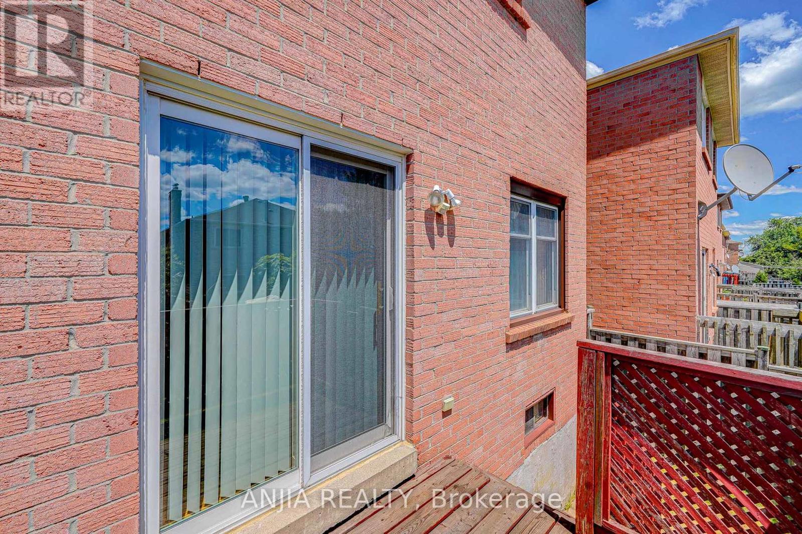 174 Roxanne Crescent, Toronto, Ontario  M1V 4G7 - Photo 37 - E12132075