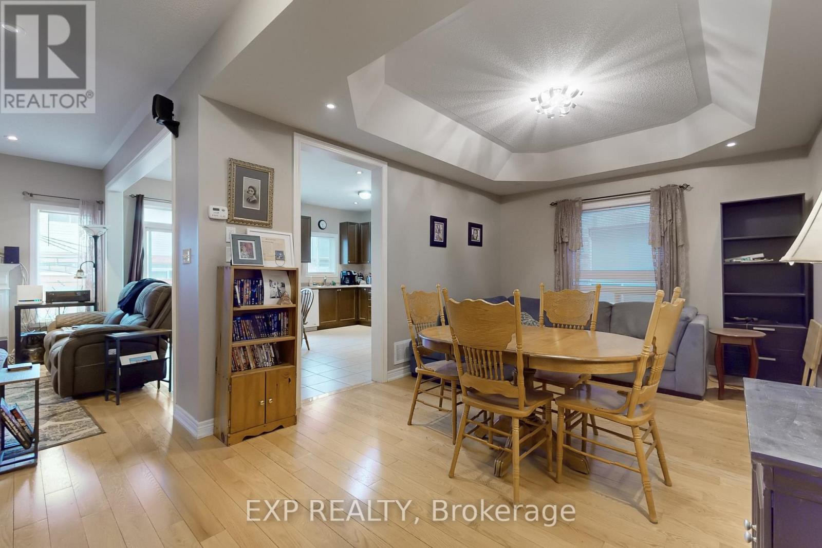11 Bud Leggett Crescent, Georgina (Keswick South), Ontario  L4P 0B7 - Photo 10 - N12132127