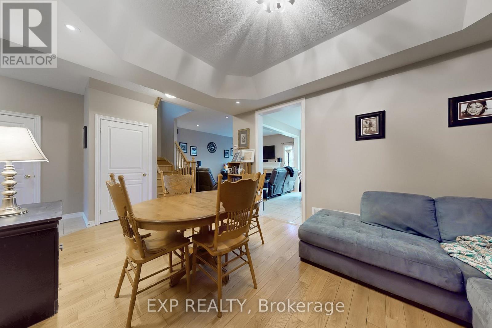 11 Bud Leggett Crescent, Georgina (Keswick South), Ontario  L4P 0B7 - Photo 12 - N12132127