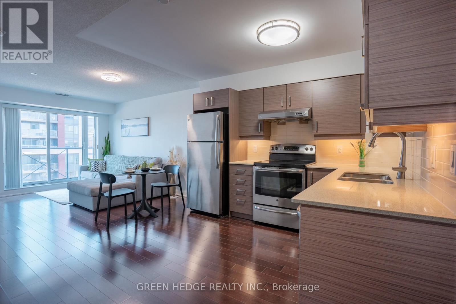 Property at 706 - 8200 BIRCHMOUNT ROAD image 4
