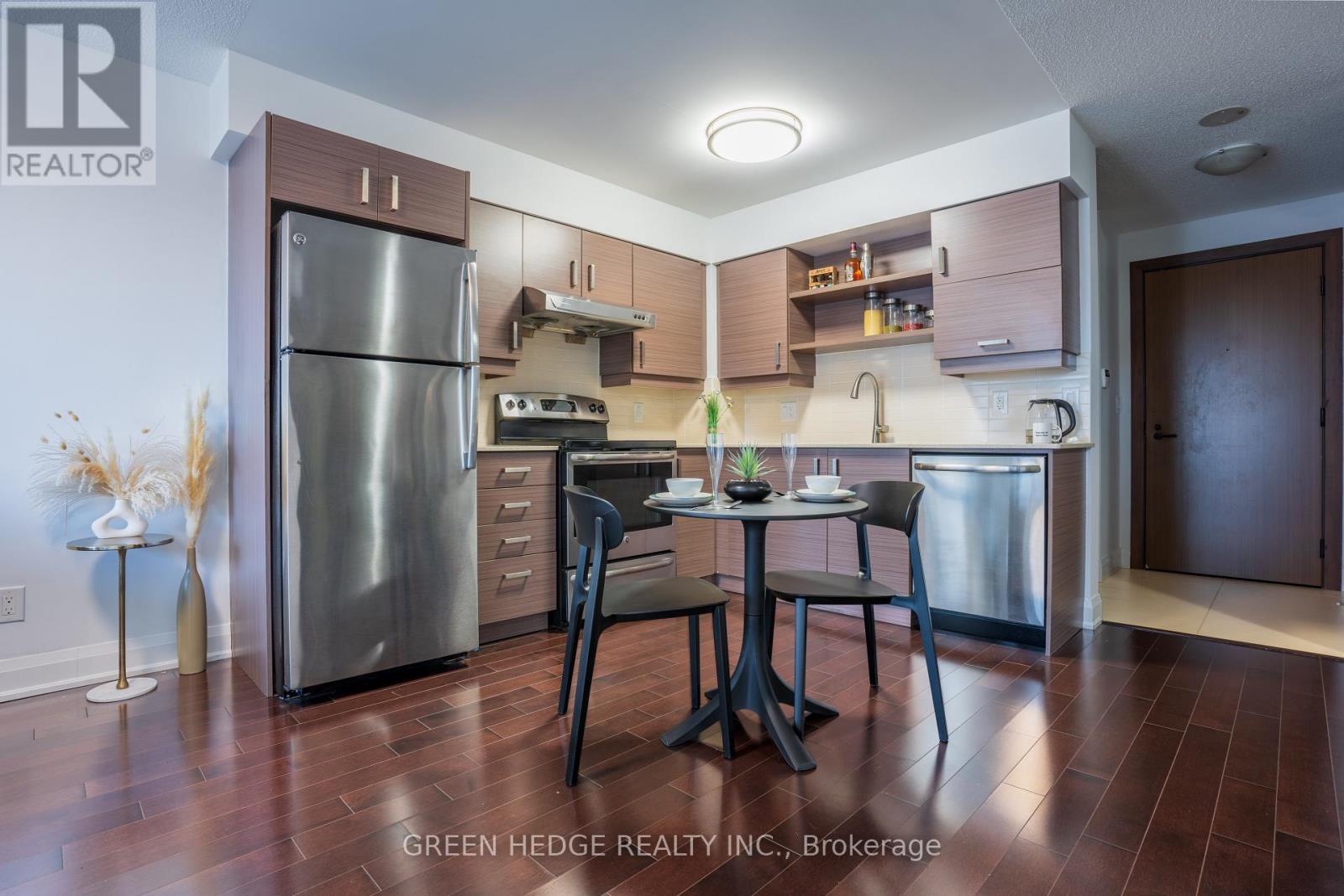 Property at 706 - 8200 BIRCHMOUNT ROAD image 5