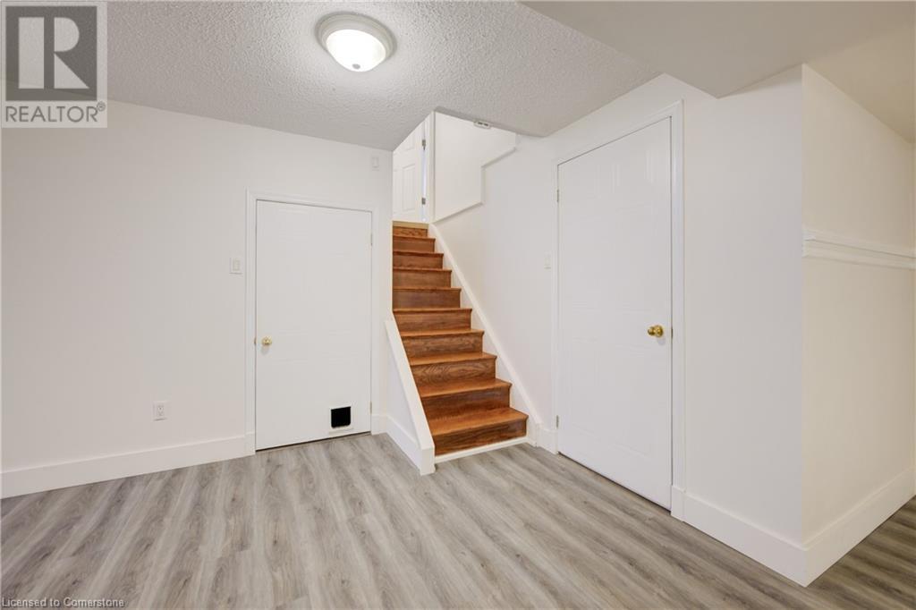53 Cowan Boulevard, Cambridge, Ontario  N1T 1E6 - Photo 36 - 40726178