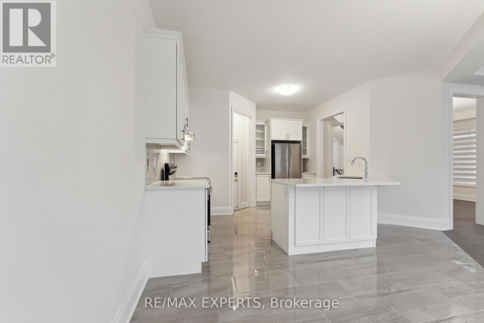 7 Kessler Drive, Brampton, Ontario  L6R 0B8 - Photo 17 - W12132097