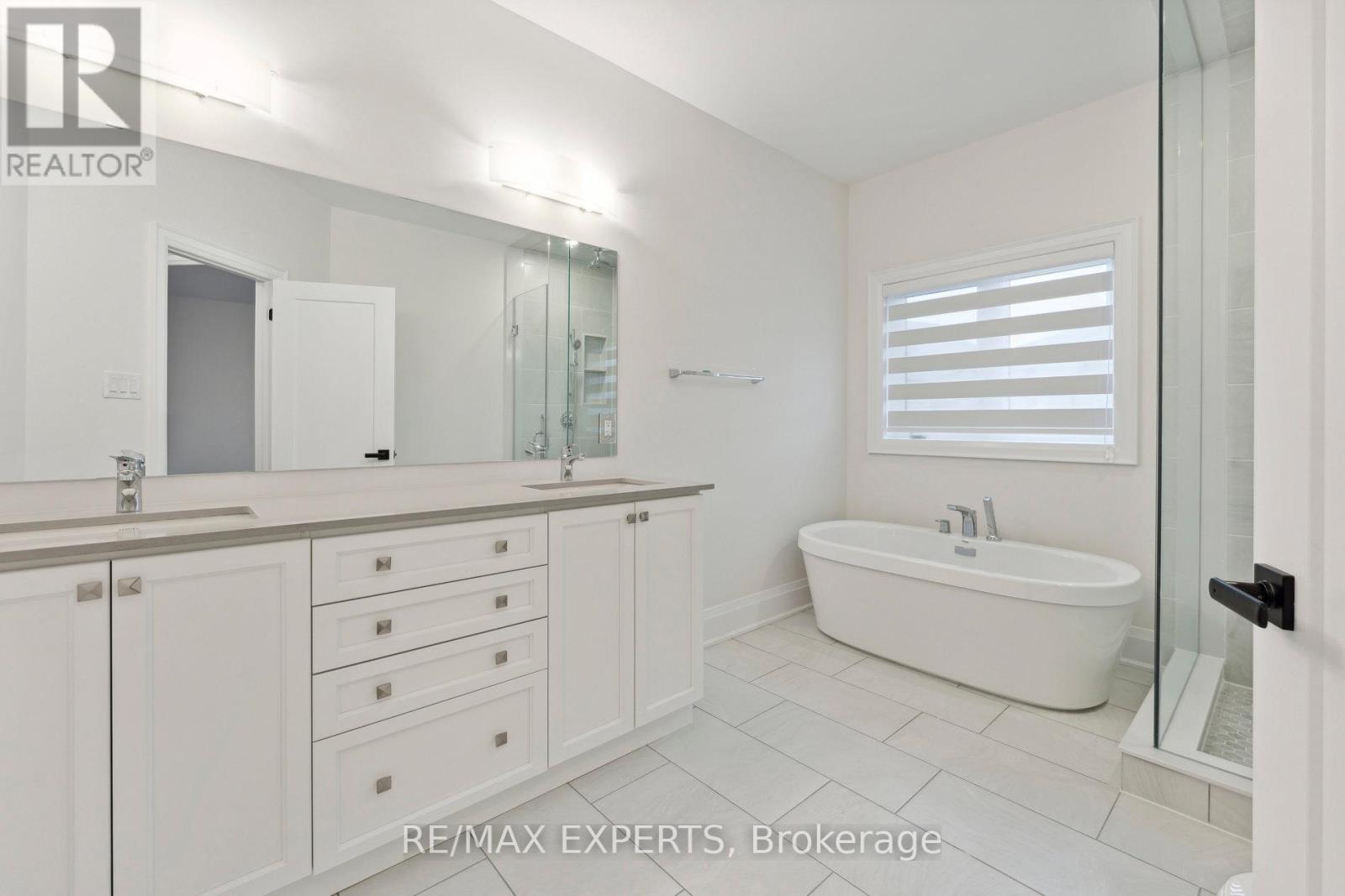 7 Kessler Drive, Brampton, Ontario  L6R 0B8 - Photo 33 - W12132097