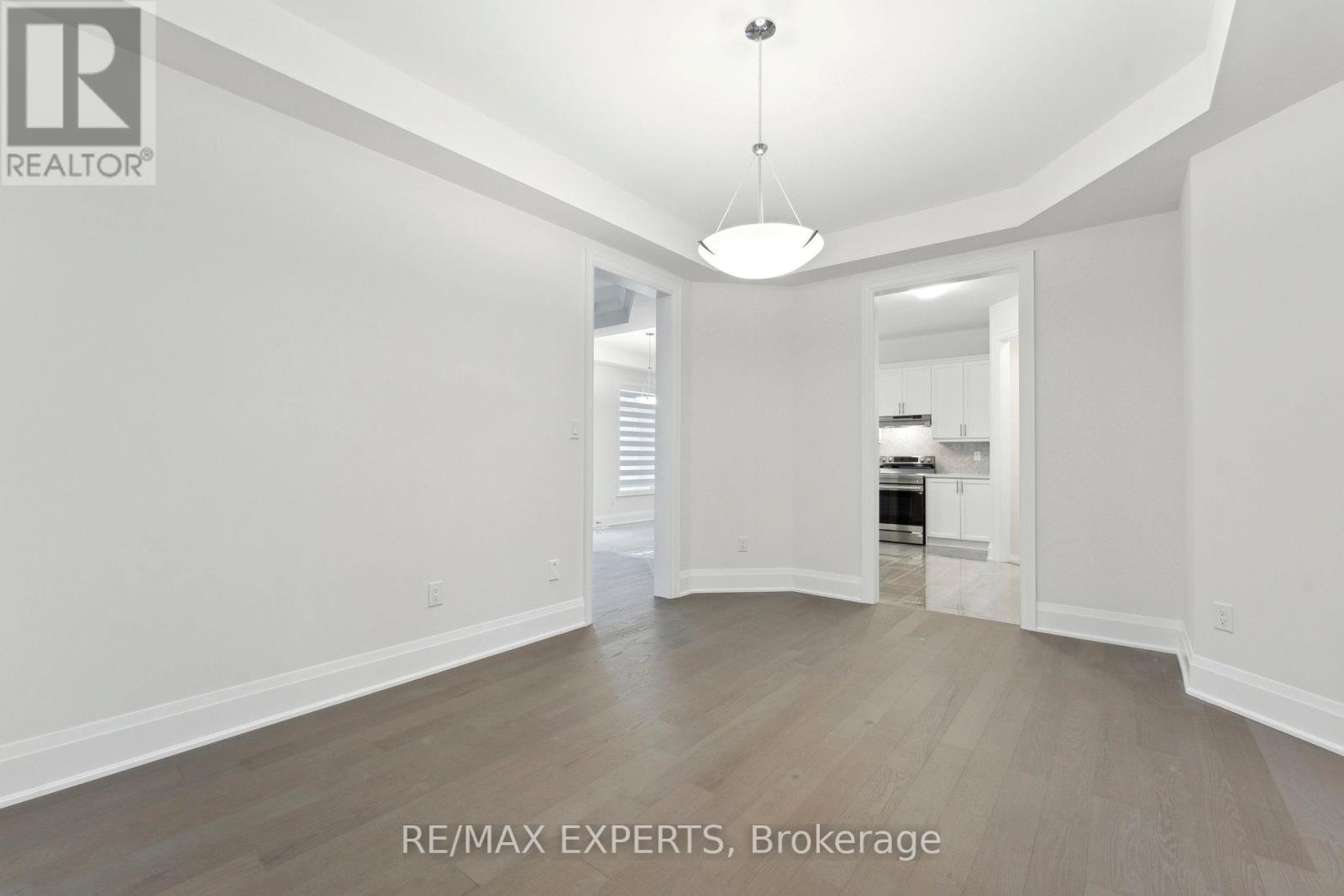 7 Kessler Drive, Brampton, Ontario  L6R 0B8 - Photo 8 - W12132097