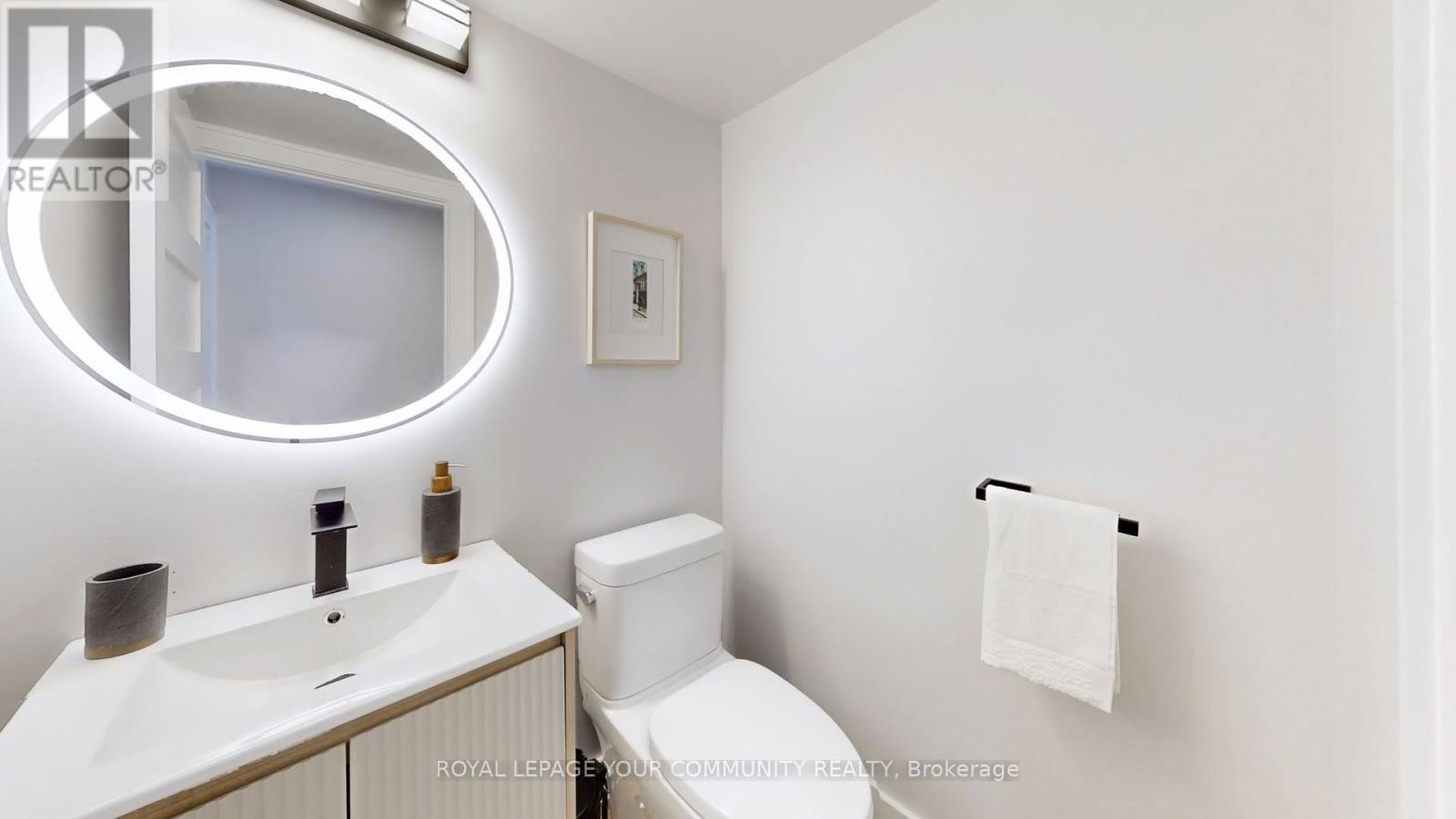 4 - 19 West Deane Park Drive, Toronto, Ontario  M9B 2R5 - Photo 16 - W12132132