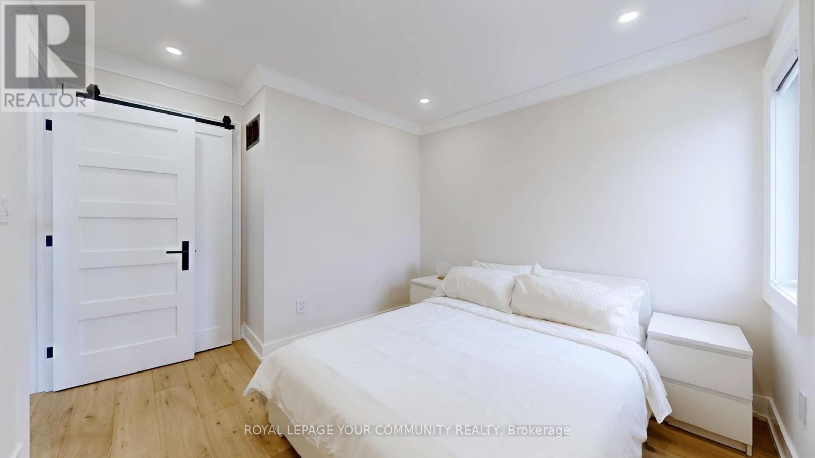 4 - 19 West Deane Park Drive, Toronto, Ontario  M9B 2R5 - Photo 22 - W12132132