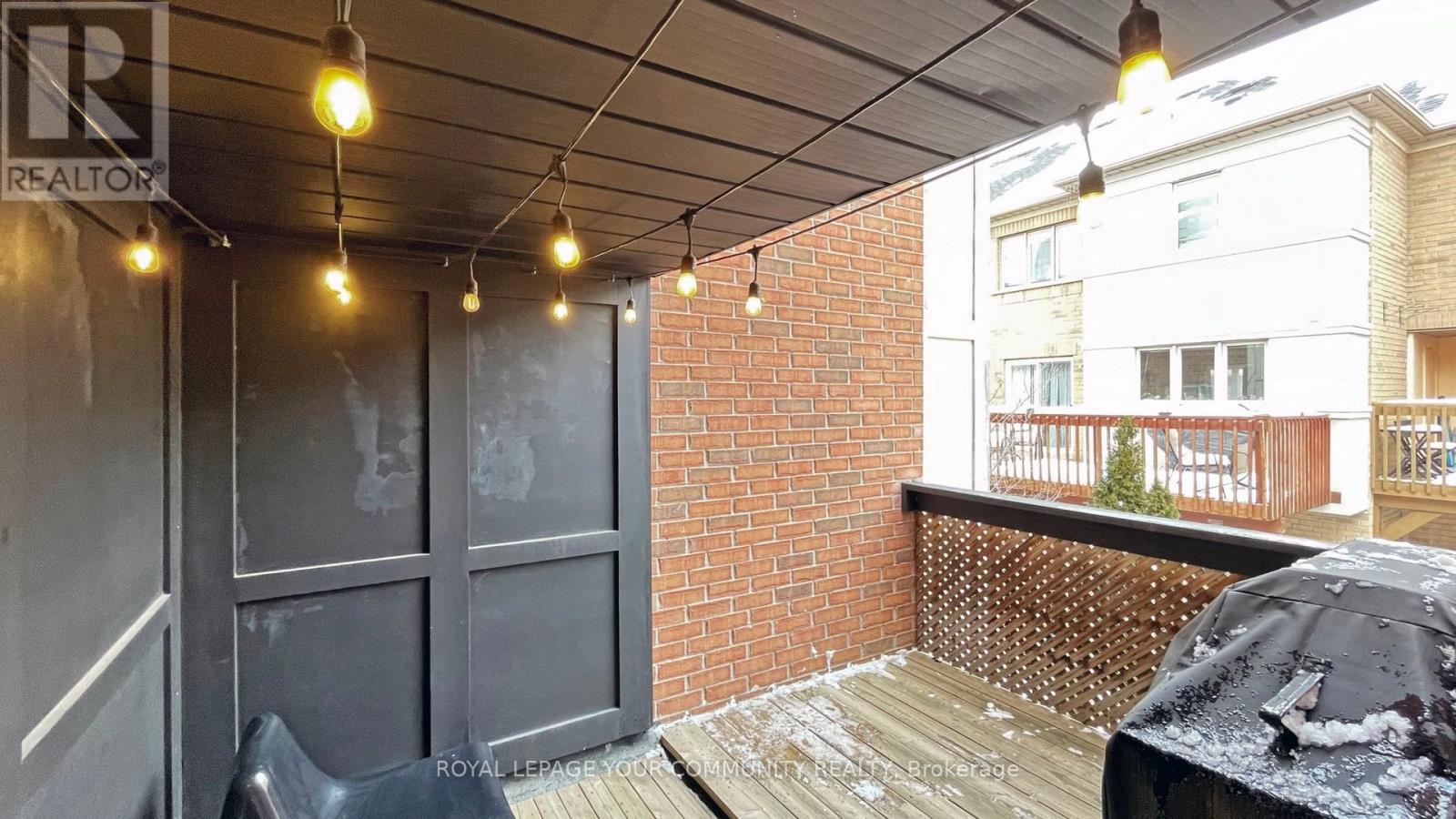 4 - 19 West Deane Park Drive, Toronto, Ontario  M9B 2R5 - Photo 29 - W12132132