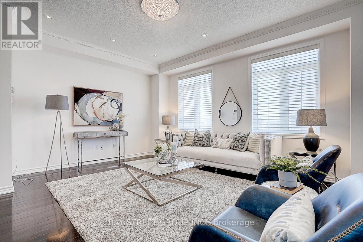 10981 Woodbine Avenue, Markham, Ontario  L6C 0X4 - Photo 18 - N12044331