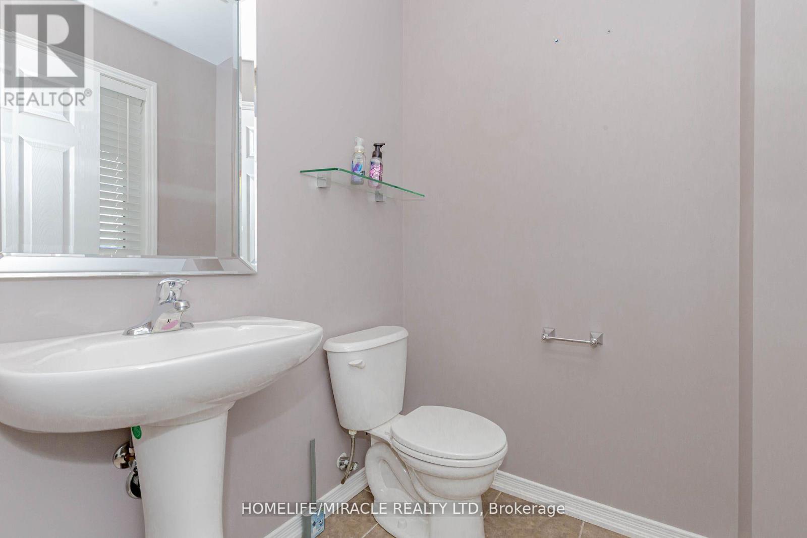 27 Merritt Lane, Brantford, Ontario  N3T 5L5 - Photo 14 - X12132077
