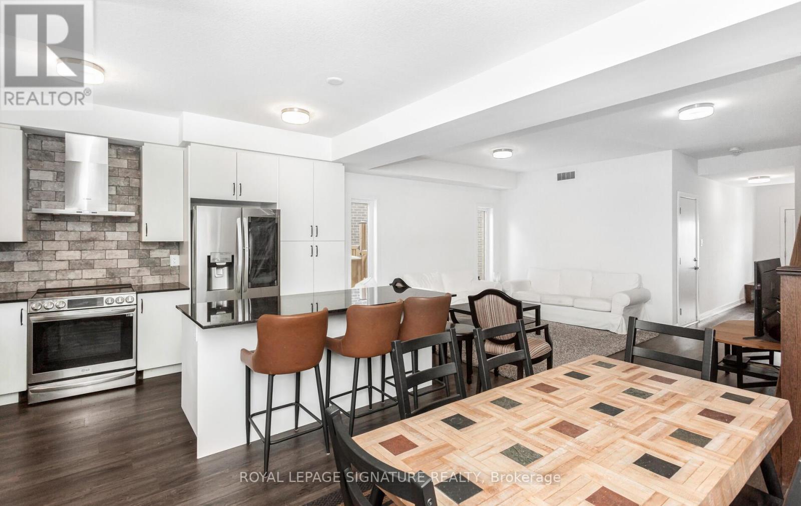 17 Ferris Circle, Guelph, Ontario  N1G 0H2 - Photo 13 - X12132142