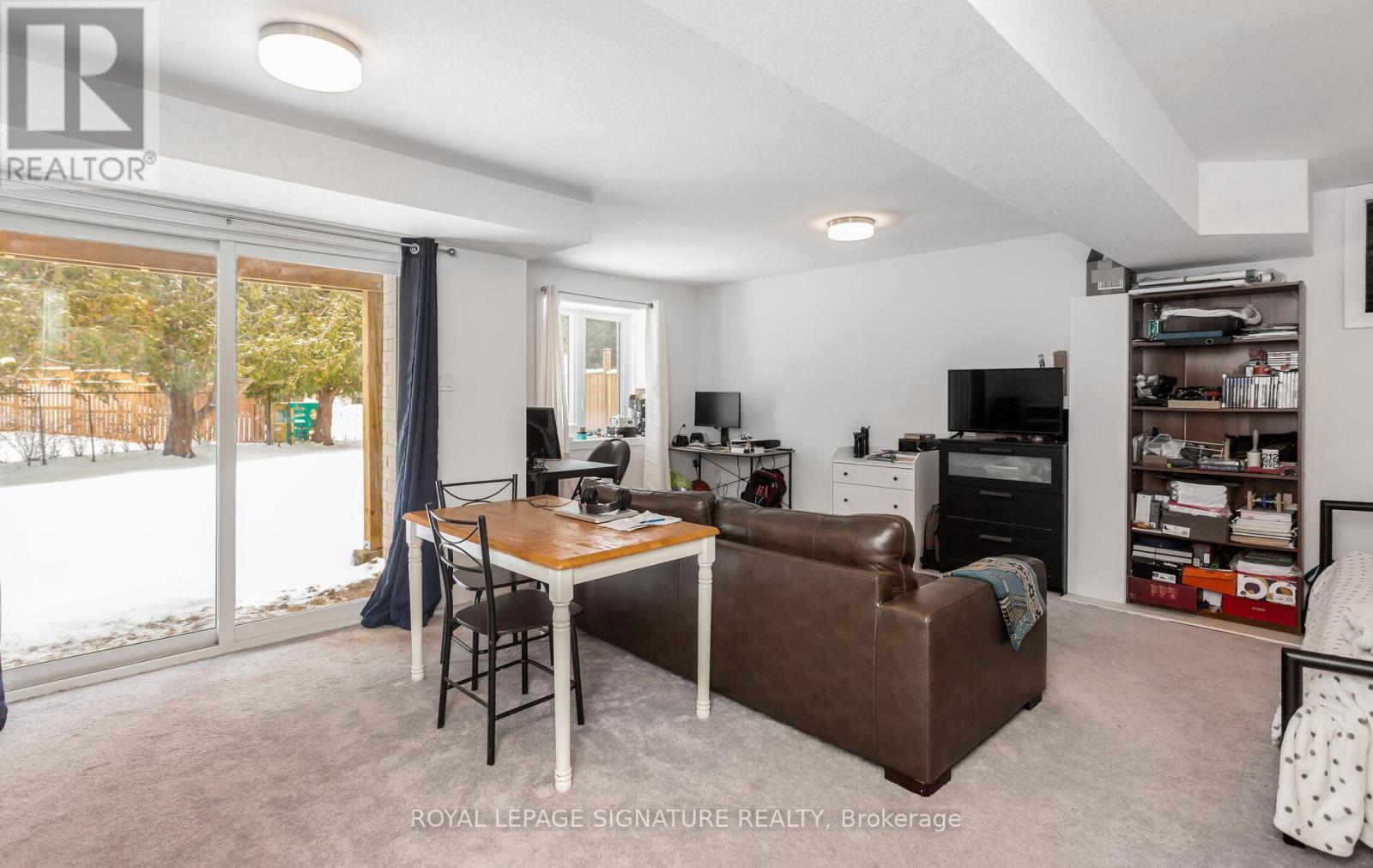 17 Ferris Circle, Guelph (Clairfields/hanlon Business Park), Ontario  N1G 0H2 - Photo 31 - X12132142