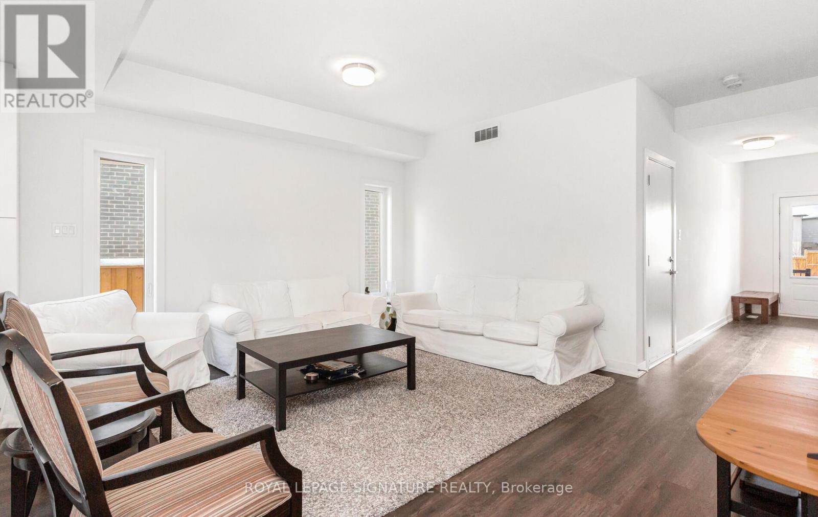 17 Ferris Circle, Guelph, Ontario  N1G 0H2 - Photo 7 - X12132142