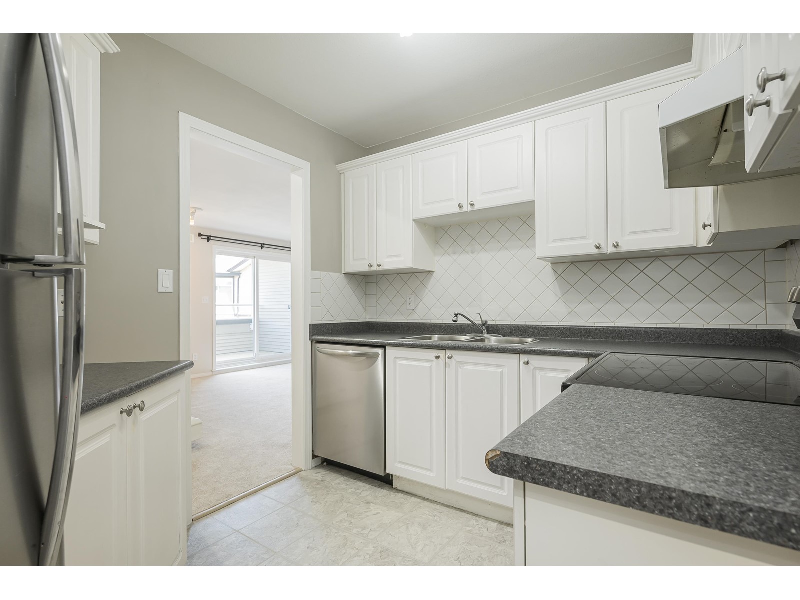 413 8142 120a Street, Surrey, British Columbia  V3W 0N1 - Photo 12 - R2997649