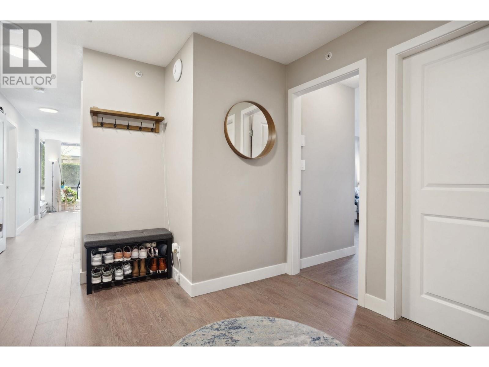 301 9188 Cook Road, Richmond, British Columbia  V6Y 4M1 - Photo 2 - R2999982