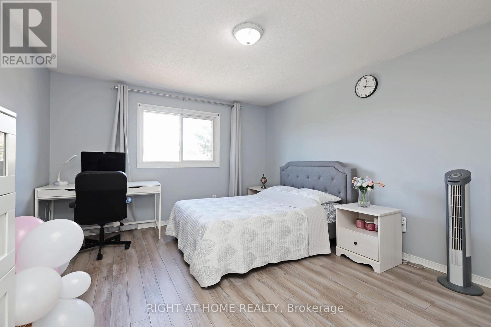 32 Chapman Drive, Ajax, Ontario  L1T 3C3 - Photo 22 - E12132085