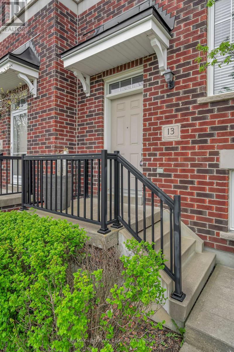 Property at 13 - 571 LONGWORTH AVENUE image 5