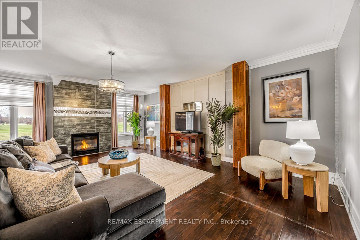 20 Chesswood Trail, Hamilton, Ontario  L8N 2Z7 - Photo 13 - X12109185