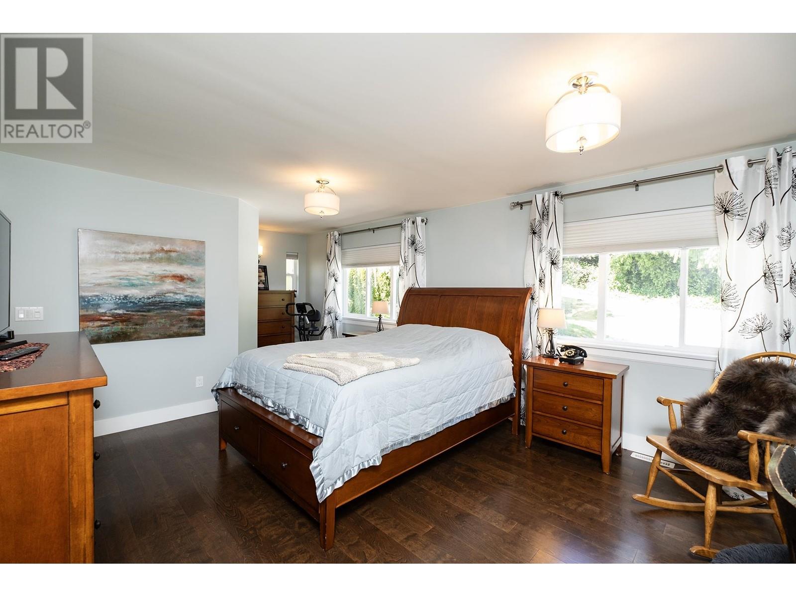 105 Wharf Road, Gibsons, British Columbia  V0N 1V6 - Photo 14 - R2999979
