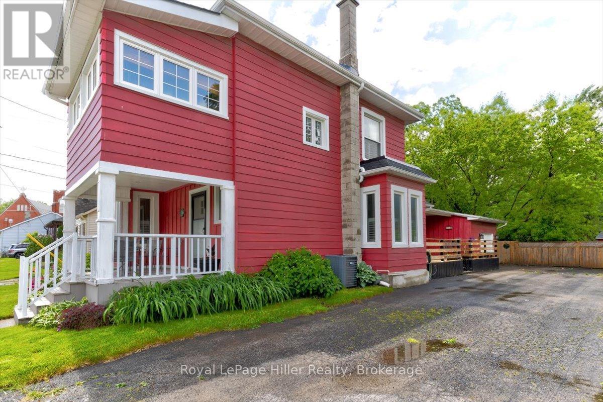 170 Market Street, Lucan Biddulph, Ontario  N0M 2J0 - Photo 2 - X12132173