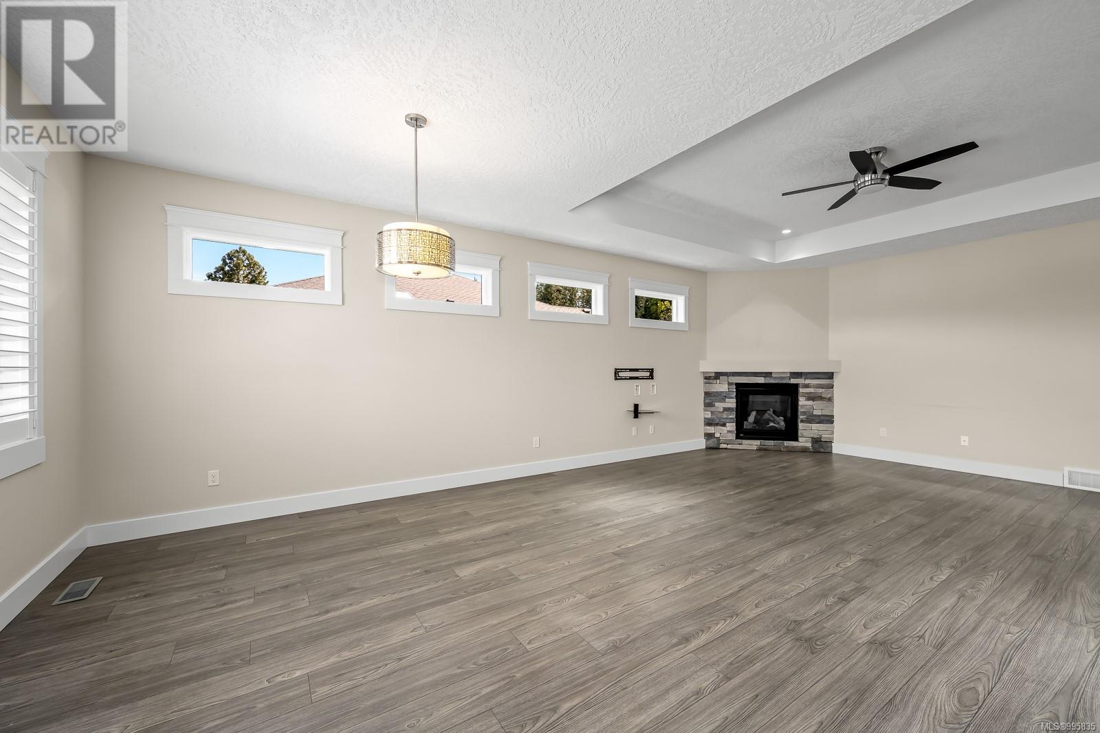 2462 Dakota Pl, Comox, British Columbia  V9M 0B9 - Photo 12 - 995835