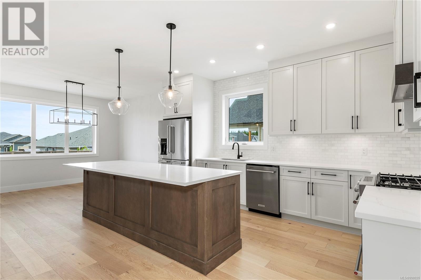 3428 Rhys Rd, Courtenay, British Columbia