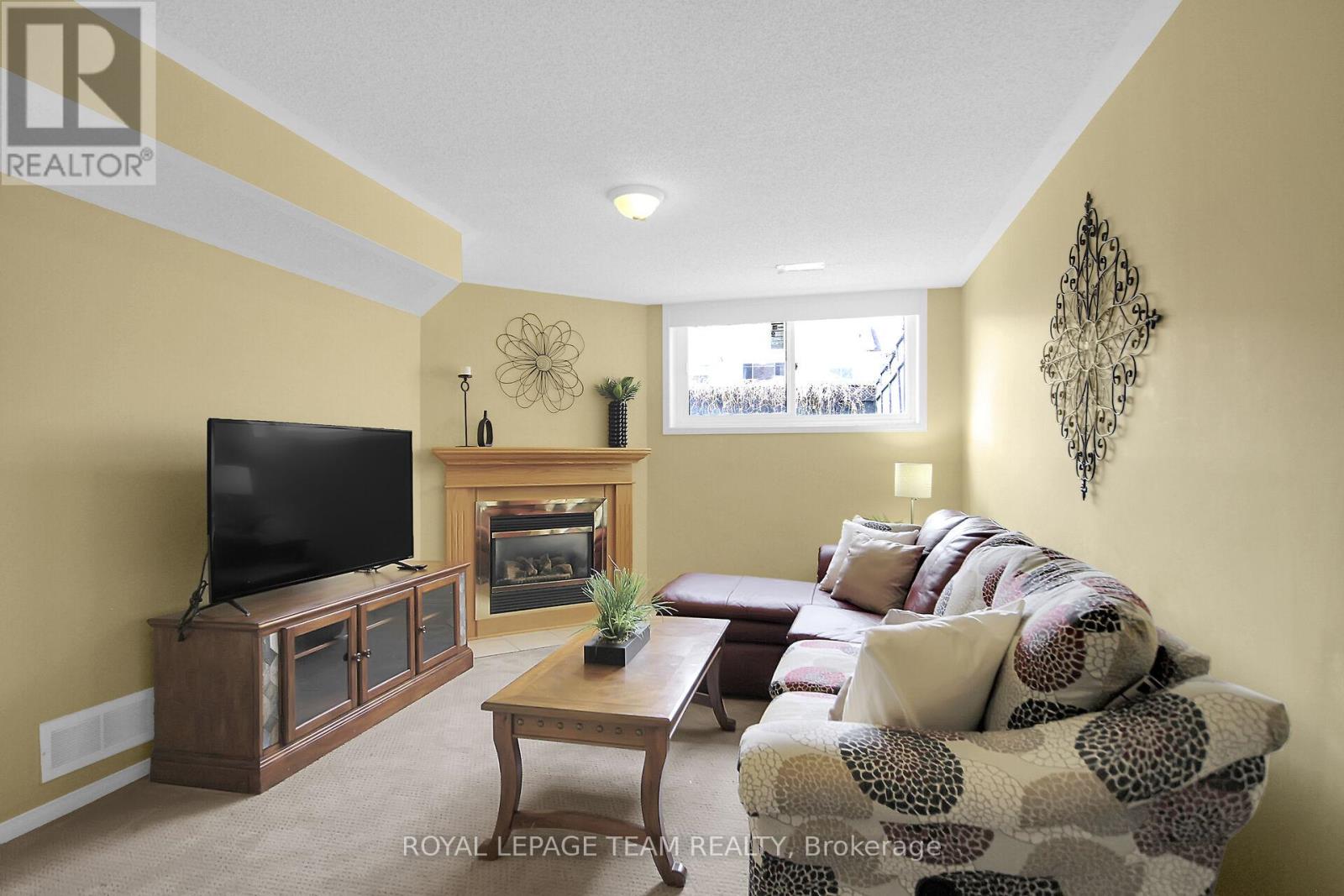 484 Meadowbreeze Drive, Ottawa, Ontario  K2M 2T6 - Photo 27 - X12132157