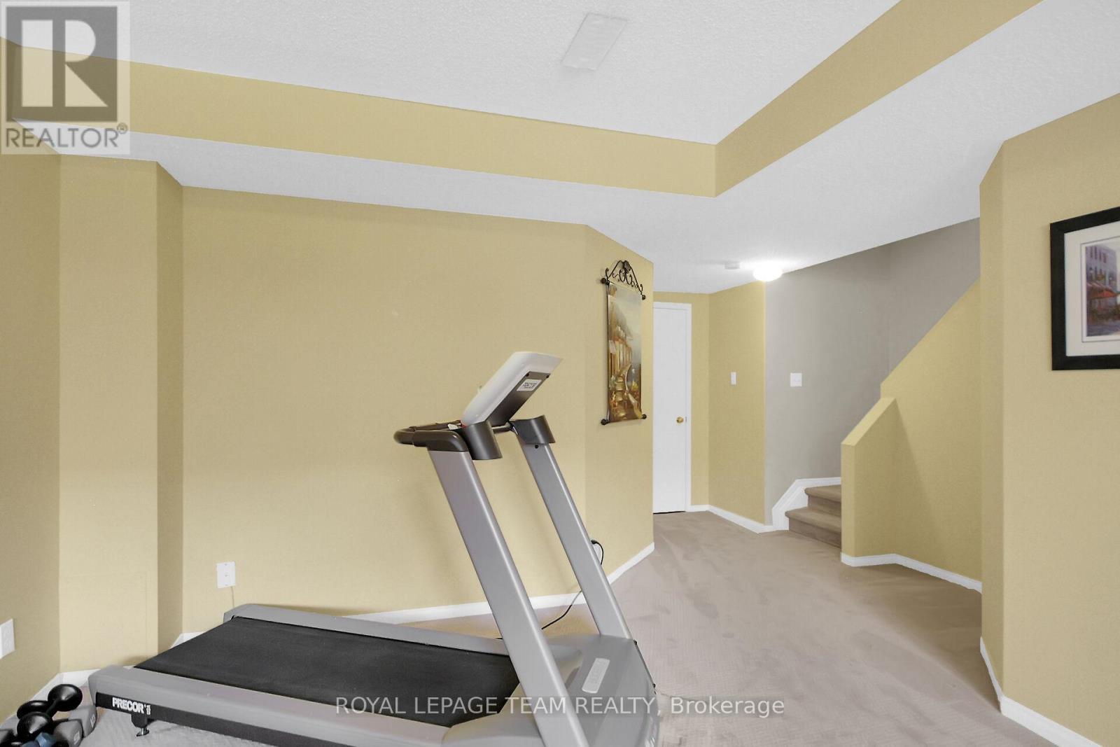 484 Meadowbreeze Drive, Ottawa, Ontario  K2M 2T6 - Photo 29 - X12132157