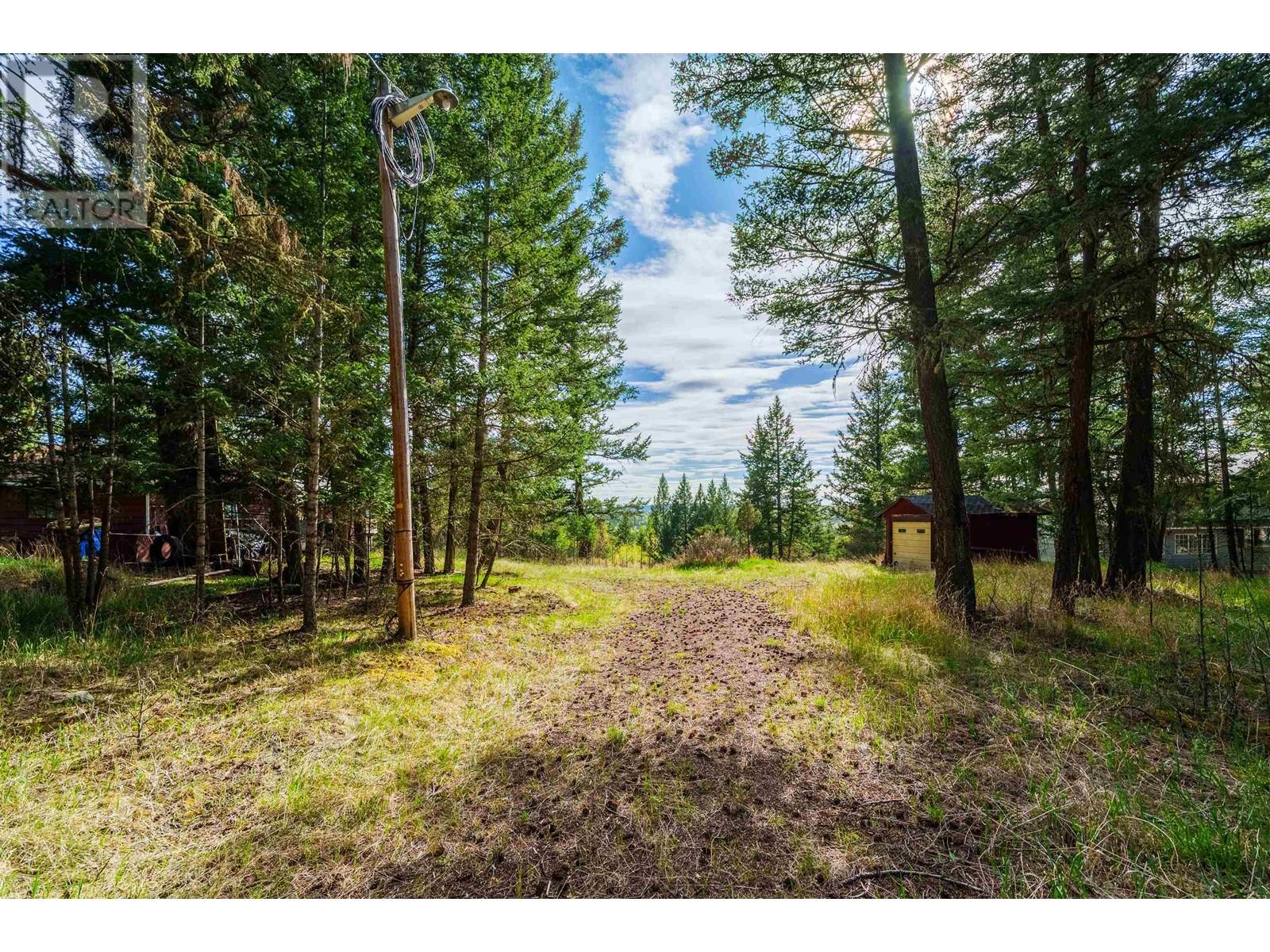 5008 BLOCK DRIVE, 108 Mile Ranch, British Columbia
