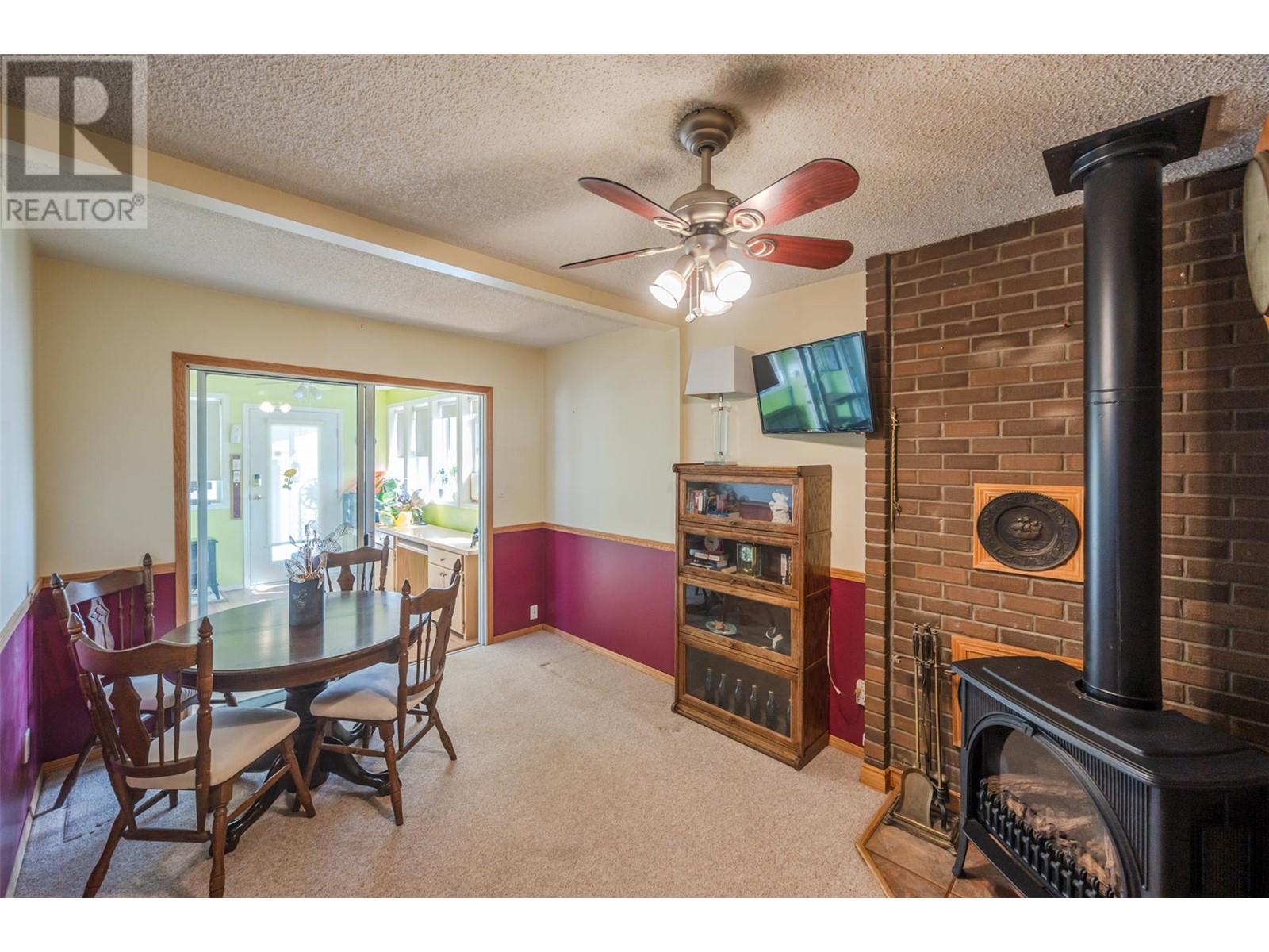 Property at 12252 Saunders Crescent image 3