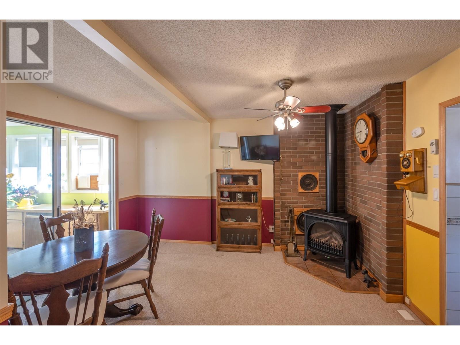 Property at 12252 Saunders Crescent image 2