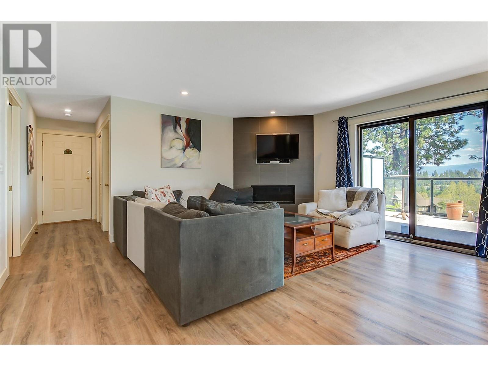 2069 Horizon Drive, West Kelowna, British Columbia  V1Z 3N4 - Photo 8 - 10346286