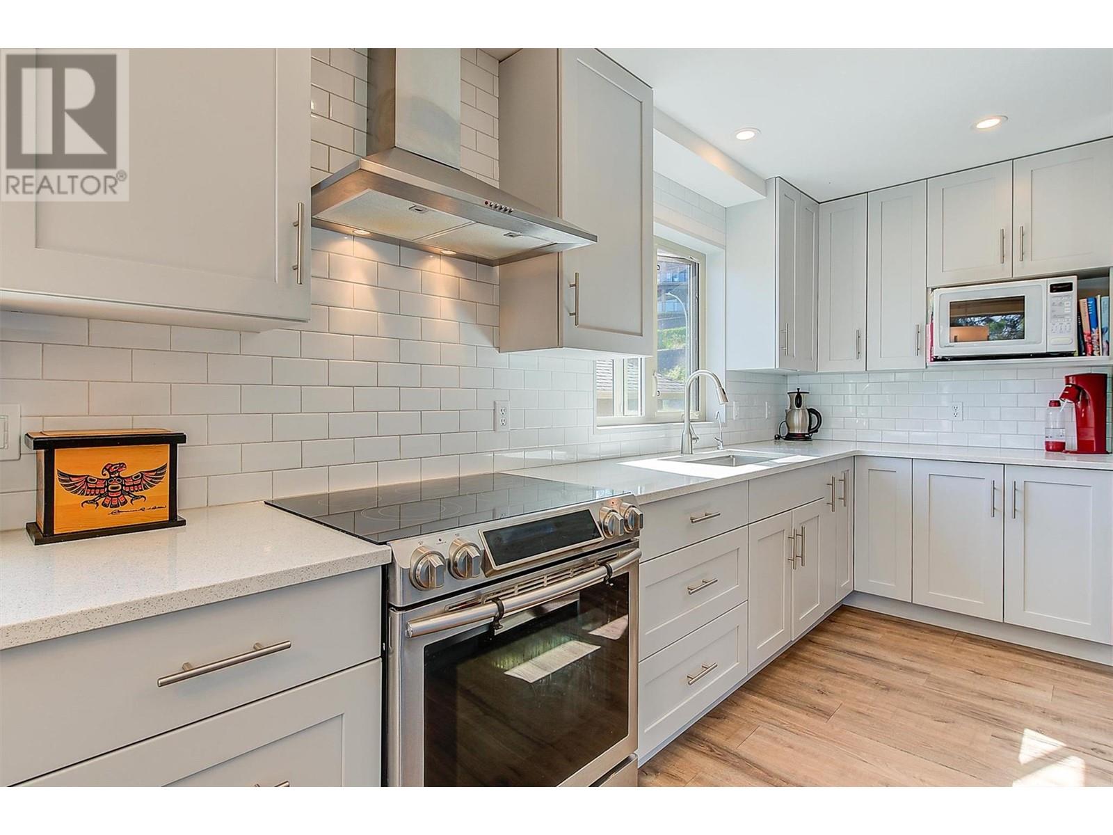 2069 Horizon Drive, West Kelowna, British Columbia  V1Z 3N4 - Photo 12 - 10346286