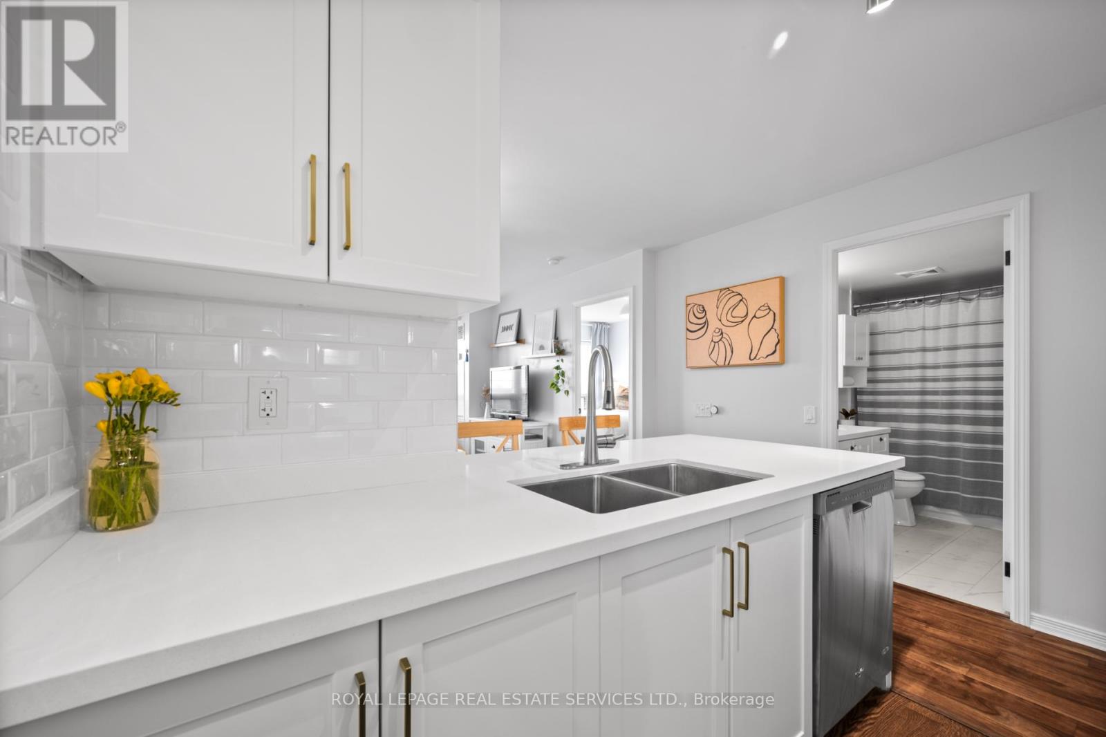 812 - 61 Heintzman Street, Toronto (Junction Area), Ontario  M6P 5A2 - Photo 6 - W12132160