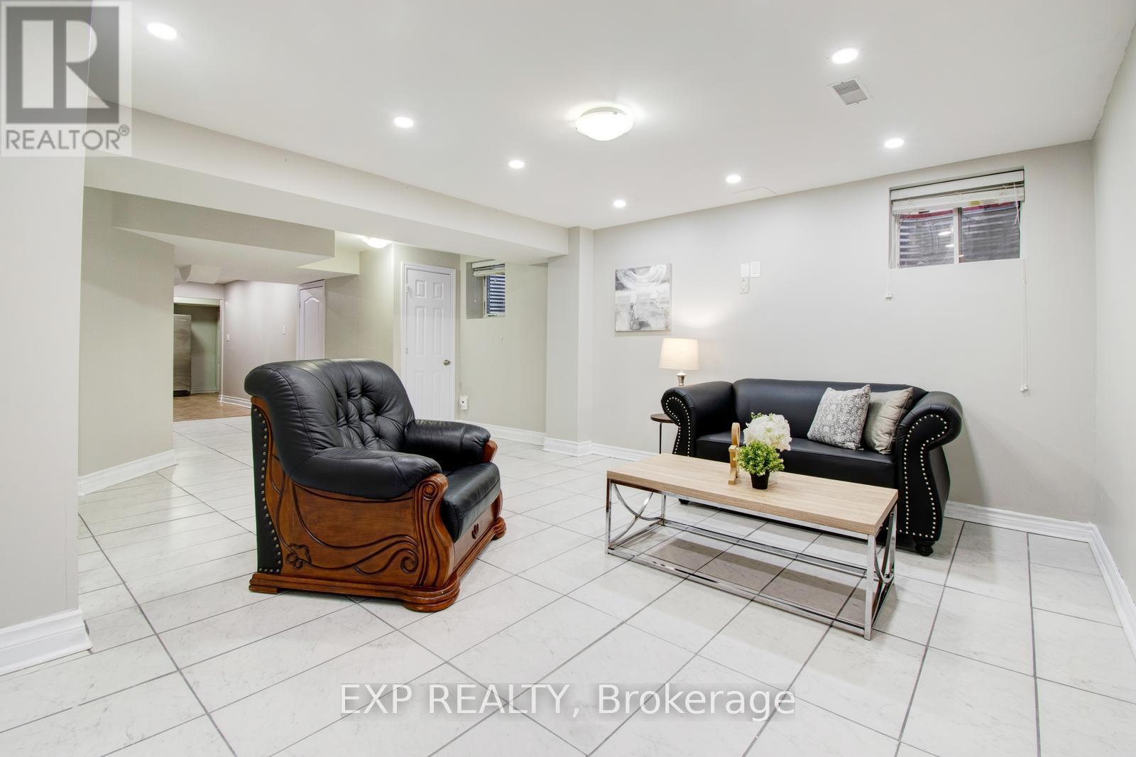 952 Clark Boulevard, Milton, Ontario  L9T 6P6 - Photo 45 - W12132170