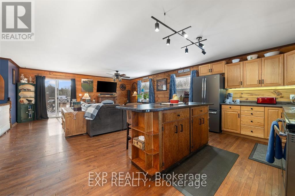 1469 Queensborough Road, Tweed, Ontario  K0K 2K0 - Photo 12 - X12039350