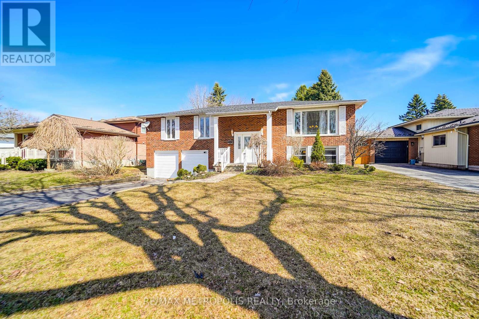 Property at 14 MURRAY HILL ROAD image 2