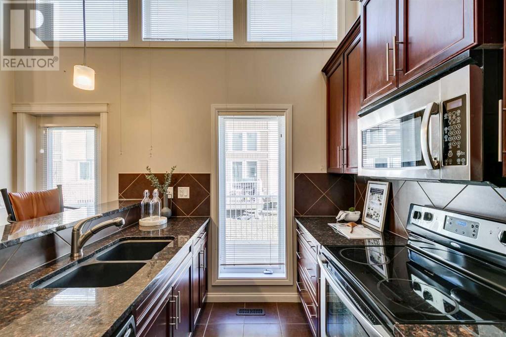Property at 1006 Wentworth Villas SW image 4
