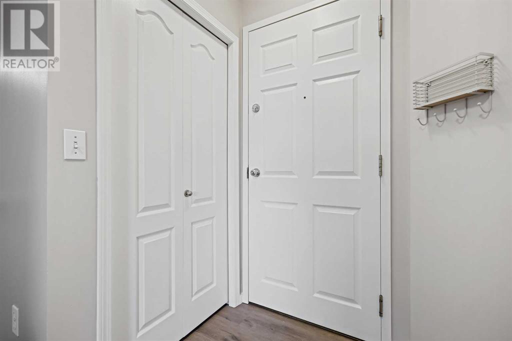 218, 10 Sierra Morena Mews Sw, Calgary, Alberta  T3H 3K7 - Photo 3 - A2218670
