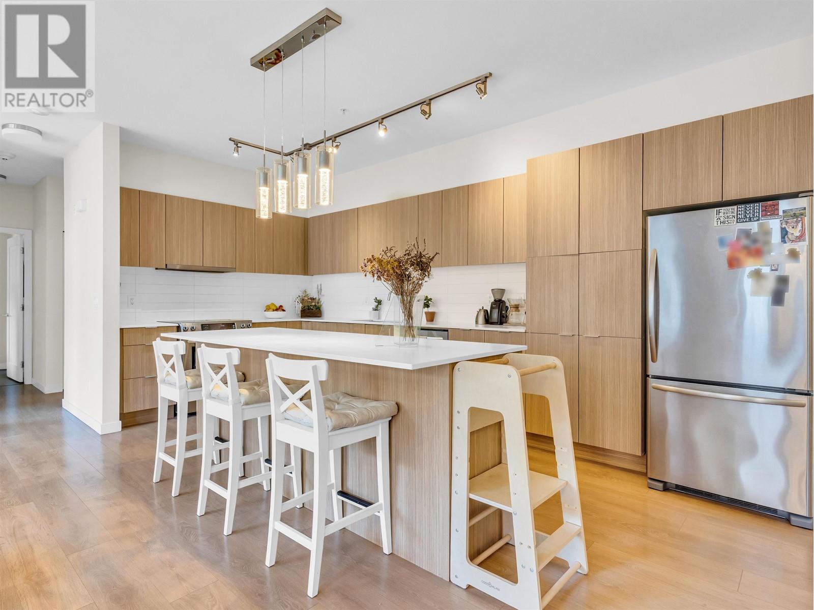 Property at 57 3728 THURSTON STREET image 3