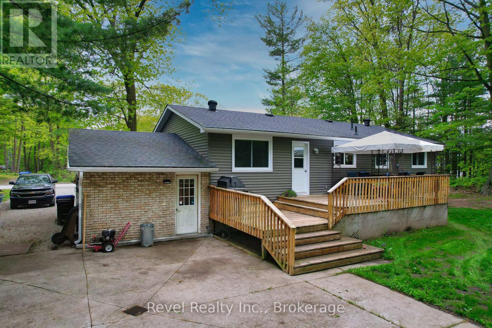 Property at 9 FREDERICK DRIVE image 2