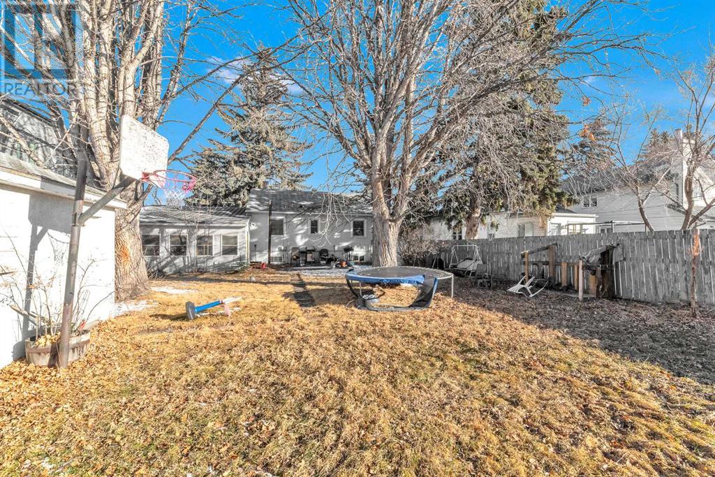 223 22 Avenue Ne, Calgary, Alberta  T2E 1T6 - Photo 13 - A2202387