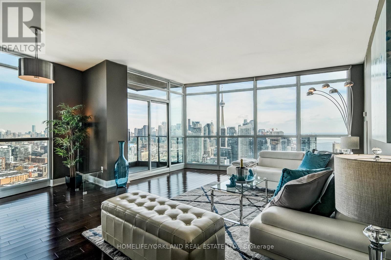 3702 - 219 FORT YORK BOULEVARD, Toronto, Ontario