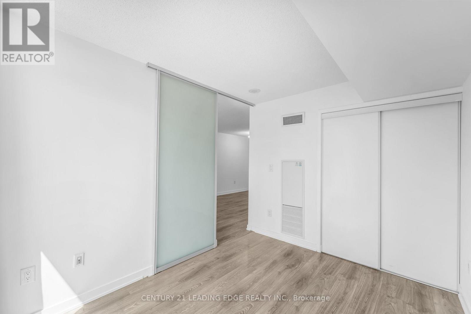 1523 - 4k Spadina Avenue, Toronto, Ontario  M5V 3Y9 - Photo 20 - C12132195
