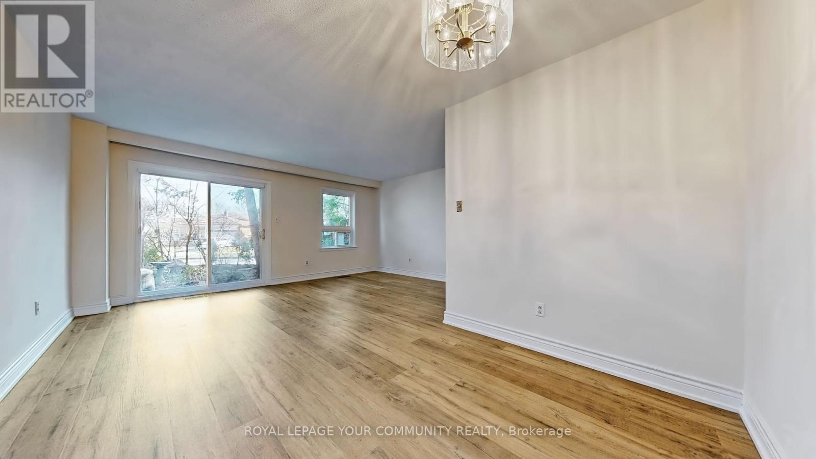 Property at 35 - 551 STEELES AVENUE W image 2