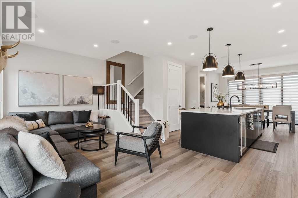 138 Discovery Drive Sw, Calgary, Alberta  T3H 6E9 - Photo 12 - A2206232