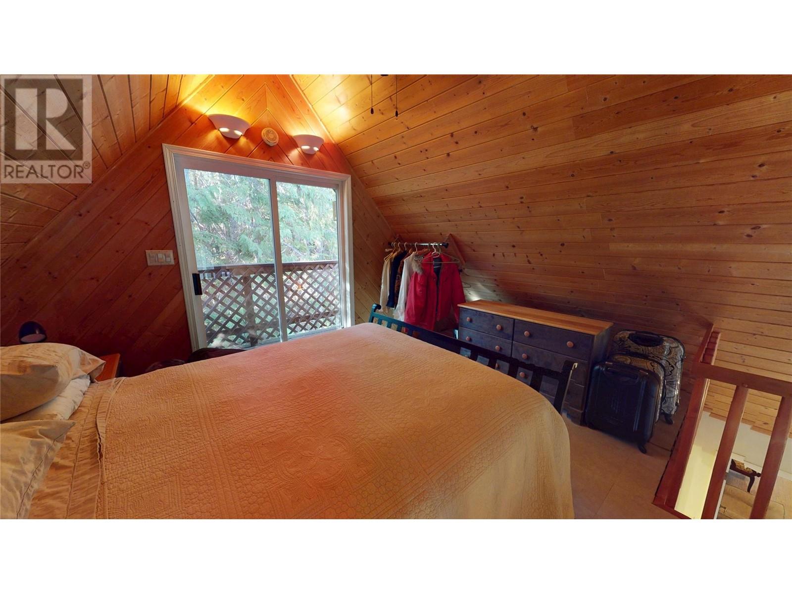 16317 Cedar Road, Crawford Bay, British Columbia  V0B 1E0 - Photo 31 - 10345130