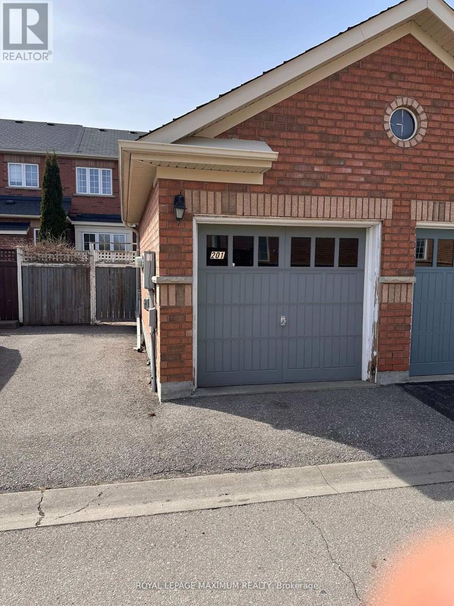 201 Box Grove Bypass, Markham, Ontario  L6B 0L1 - Photo 17 - N12132211