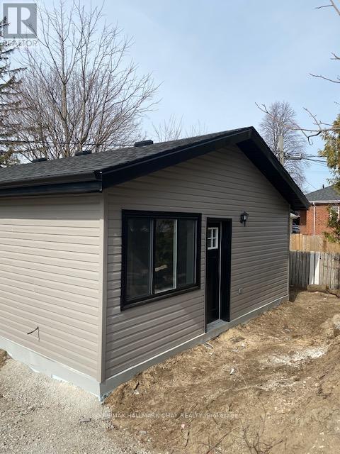 1-4 - 58 Penetang Street, Barrie, Ontario  L4M 1V6 - Photo 12 - S12132191
