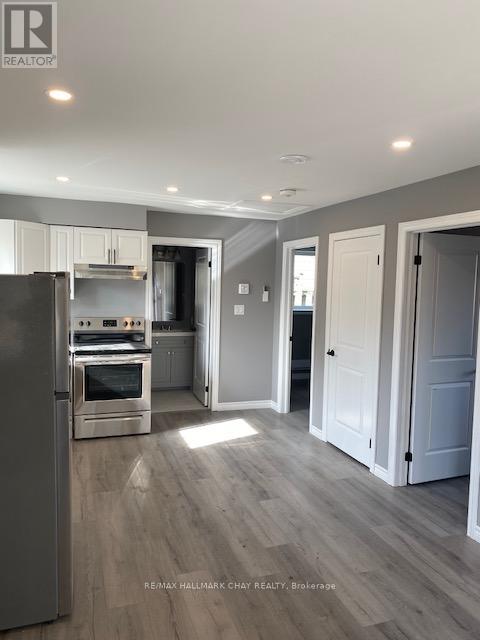 1-4 - 58 Penetang Street, Barrie, Ontario  L4M 1V6 - Photo 15 - S12132191